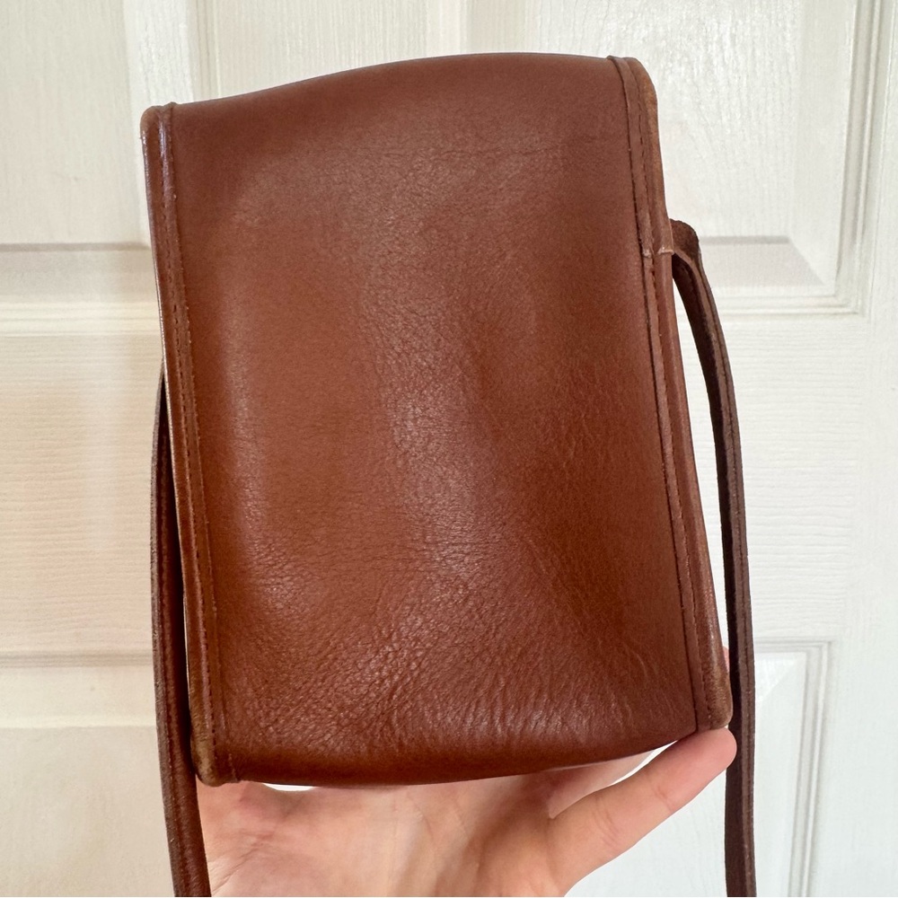 Vintage Coach “Scooter Bag” in British Tan — Style #9893 — AS IS - Picture 8 of 16